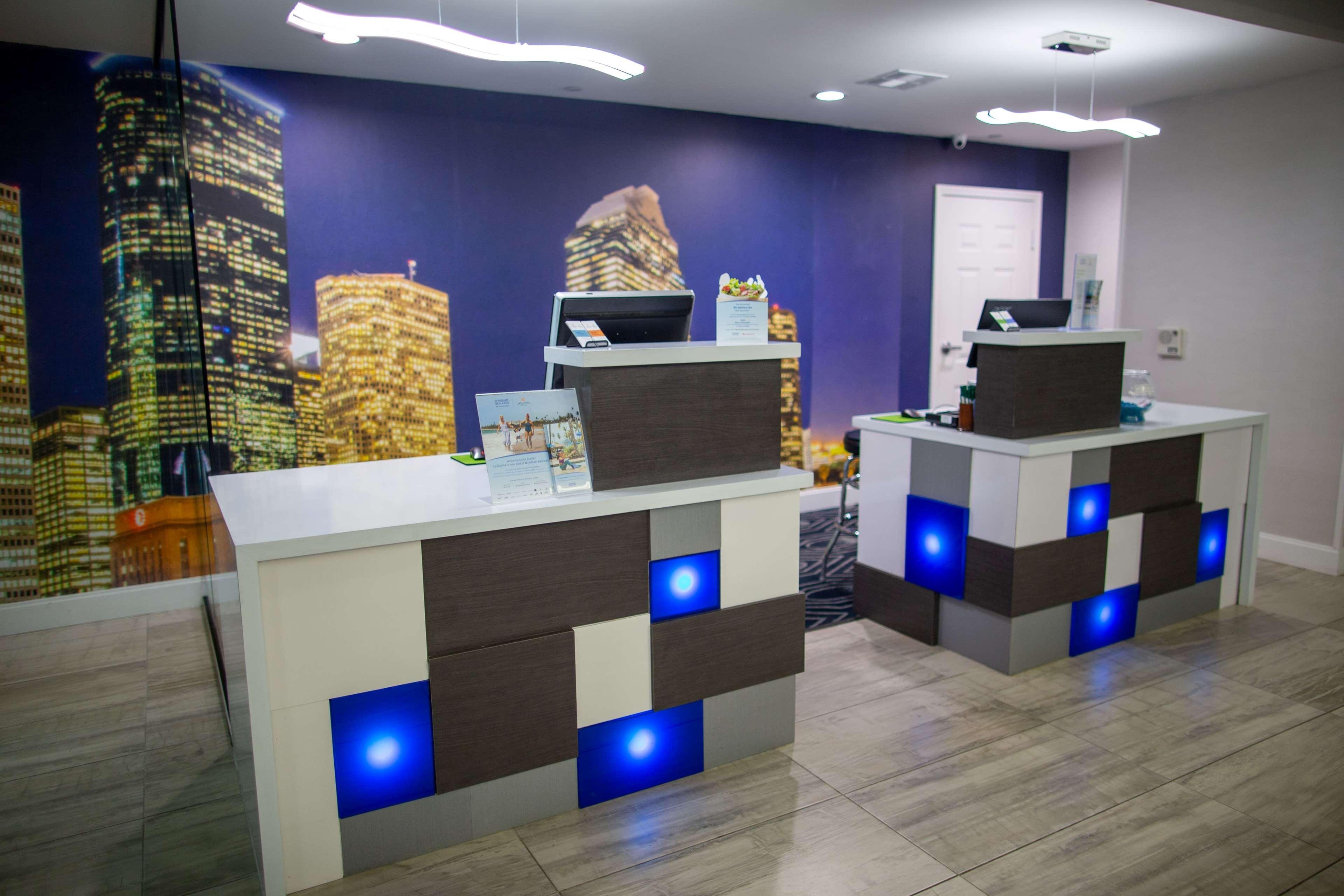 La Quinta By Wyndham Houston East At Normandy Ξενοδοχείο Εξωτερικό φωτογραφία