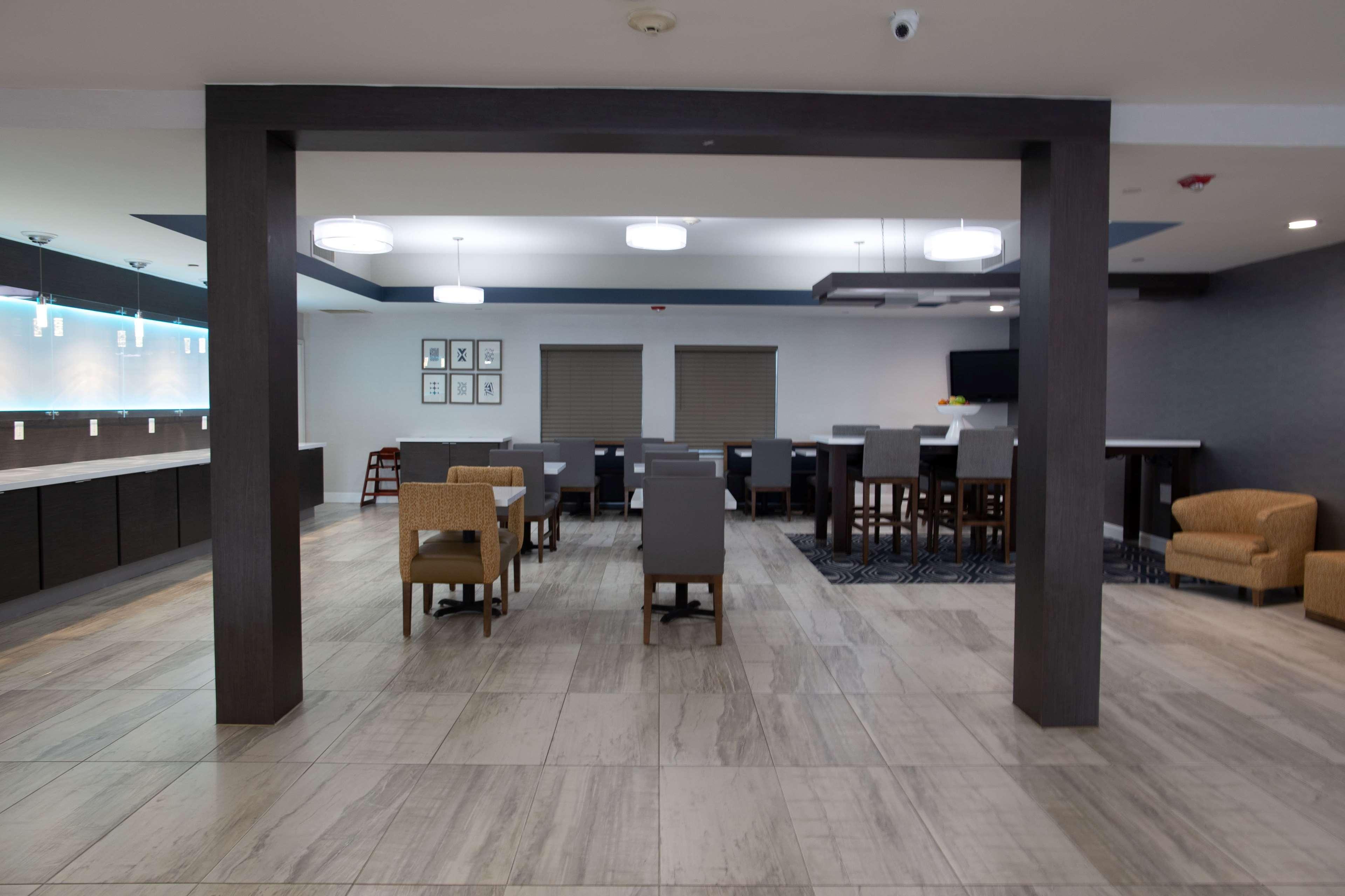 La Quinta By Wyndham Houston East At Normandy Ξενοδοχείο Εξωτερικό φωτογραφία